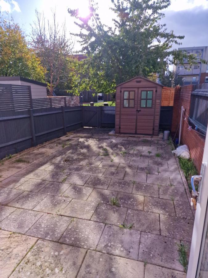 Ko 3 Bed House Dartford Exterior foto
